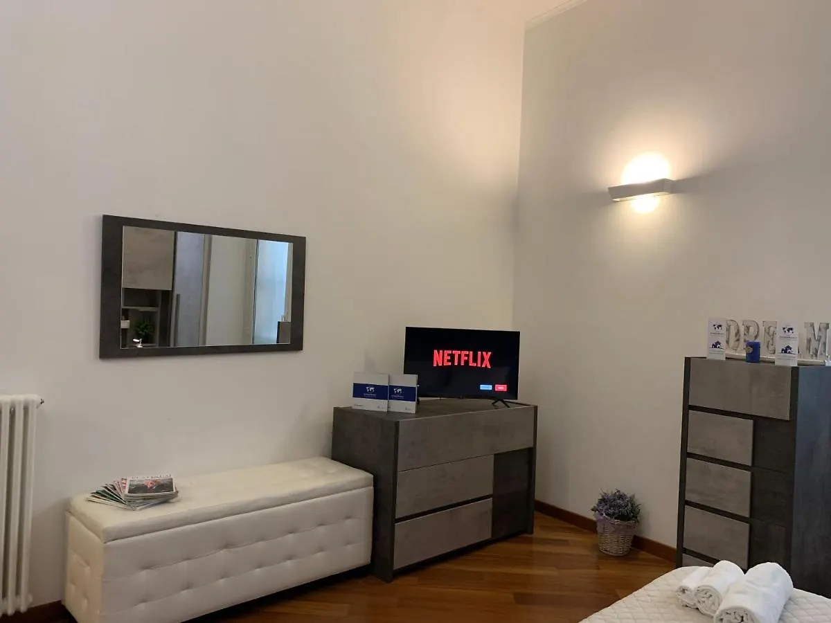 House Tommy By Holiday World Apartment Genoa