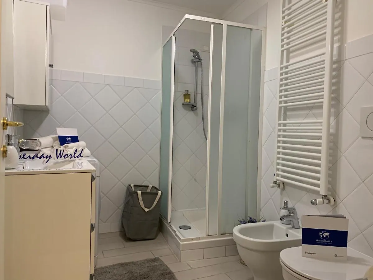 House Tommy By Holiday World Apartment Genoa